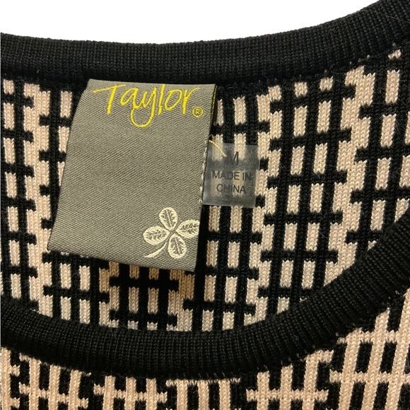 Taylor Women’s Dress Sz M Shoulder Cut 3/4 Sleeve  Stretch Black Beige - Picture 4 of 4